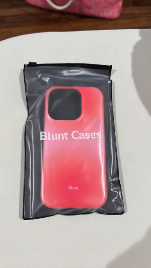 Blunt phone case 15 pro Red thumbnail 2