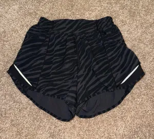 Lululemon Shorts thumbnail 1