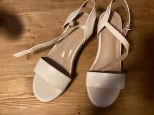 Platform sandals Size 8.5 thumbnail 1