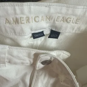 American Eagle Super High Rise Baggy Wide Leg Jeans Womens 8 White Cargo Stretch thumbnail 5