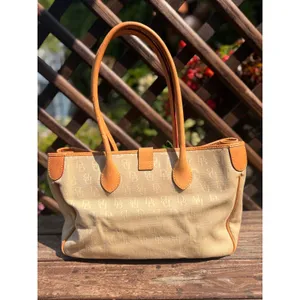 Dooney & Bourke Monogram Canvas Tote Bag Beige Tan Leather Trim J6856915 thumbnail 2