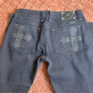 Vintage Black Low Rise Miss Me Jeans With Rhinestone Crosses thumbnail 4