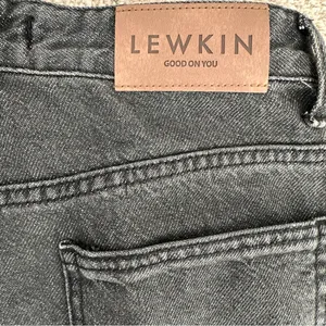 Lewkin Wide Leg Black Wash Jeans High Rise Korean Minimalist thumbnail 6