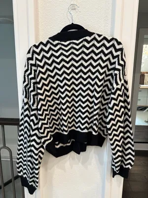 Blu Pepper NWT Black Ivory Chevron Knit Cardigan Sweater Large thumbnail 4