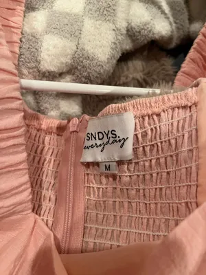 Pink Dress Size M thumbnail 4