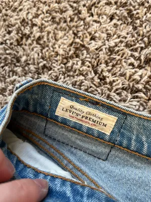 Levi’s Wedgie Straight Ankle Jeans thumbnail 3