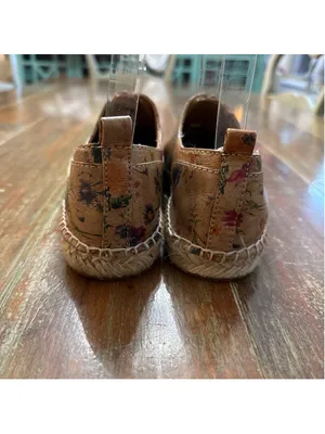 Patricia Nash Neria Floral Leather Front Zip Espadrille Sneakers Tan Multi Sz 6 thumbnail 6