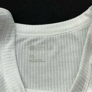 Zella White‎ Ribbed Tank Top Womens Size XS Extra Small Athletic Layer NEW *FLAW thumbnail 2