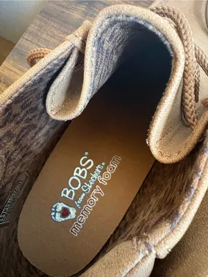 Skechers BOBS Chill Wedge Elevated Bliss Boots Tan Size 7.5 thumbnail 6