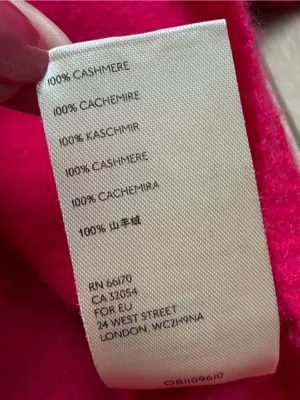 Free People Solitaire 100% Cashmere V-Neck Sweater in Raspberry Hot Pink Small thumbnail 11