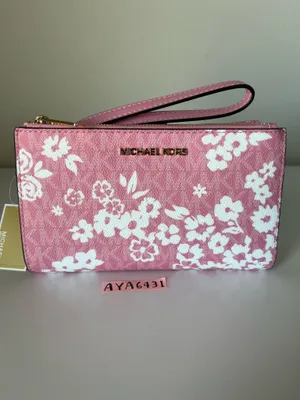 Michael Kors Wallet thumbnail 2