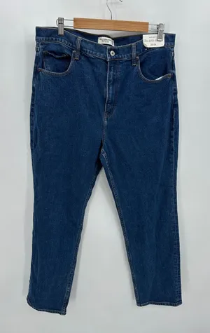 Abercrombie The Ankle Straight Ultra High Rise Denim Jeans Women‎ 33/16L NWT thumbnail 1