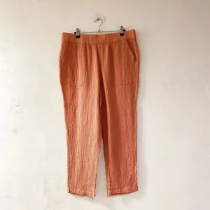 Marine Layer Paula Easy Tapered Cropped Pants in Pink Large thumbnail 2