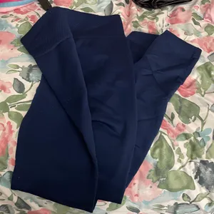 Amazon New Boutique Thermal Navy Blue Leggings. Size Small thumbnail 3