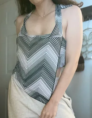 Vintage 90‘s‎ gadzooks abstract asymmetric rave halter neck crop top sz medium thumbnail 1
