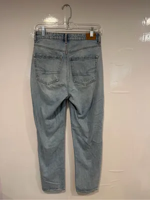 American Eagle Outfitters Mom Jean Women's Light Blue‎ High-Rise Straight Jeans thumbnail 5