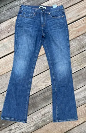 Levi's 515 Boot Cut Jeans size 8 thumbnail 1