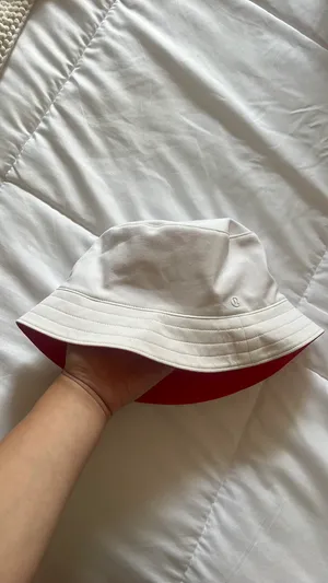 Lululemon Reversible Bucket Hat thumbnail 2