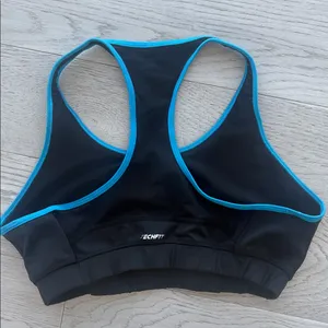 Adidas TECHFIT Black Size Large Sports Bra thumbnail 3