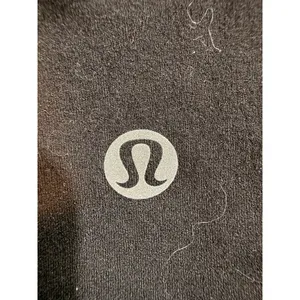 Lululemon Align tank‎ top black V neck cropped shelf bra size 2 thumbnail 4