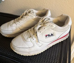 FILA Sneakers thumbnail 1