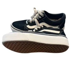 Vans Black and White Old Skool Sneakers thumbnail 1