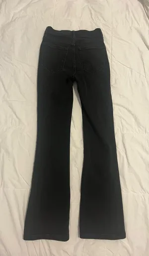Black High Rise Jeans thumbnail 2