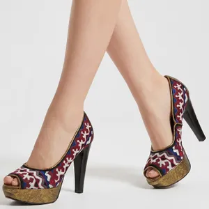 Donald J Pliner Couture Embroidered Peep Toe Platform Pumps Gold Red‎ Blue 6.5M thumbnail 1