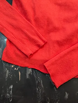 Urban Outfitters Red Rutched Long Sleeve Y2K Top Size Medium thumbnail 4