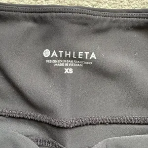 Athleta Stellar Crop Pants - Black - XS thumbnail 7