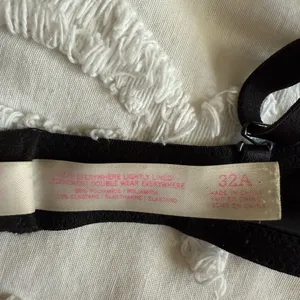 PINK Victorias Secret Bra thumbnail 4