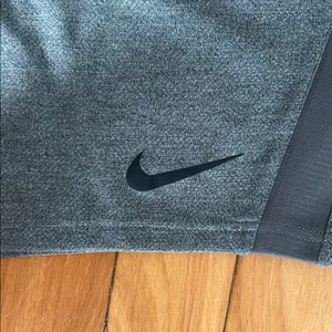 Nike 7” Inseam Silver/Gray Shorts thumbnail 5
