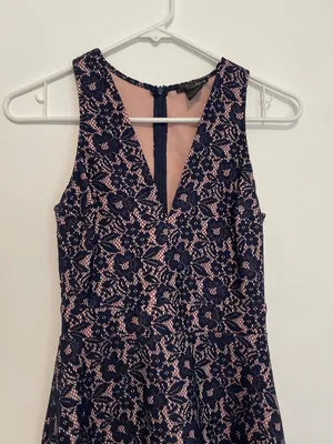 AQUA Navy Blue Lace Light Pink Lining V-Neck Sleeveless Fit Flare Skater Dress thumbnail 3
