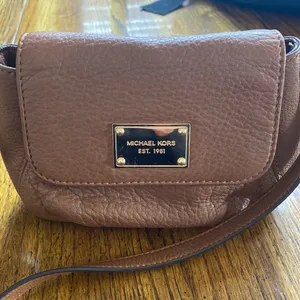 Michael Kors small leather purse thumbnail 1