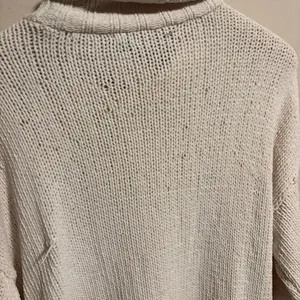 Aerie Chenille Oversized Turtleneck Sweater Ivory Cream- Size Medium thumbnail 5