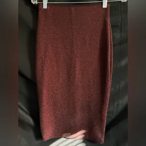 Elegant Women’s Burgundy Glitter Pencil Skirt SZ MD thumbnail 4