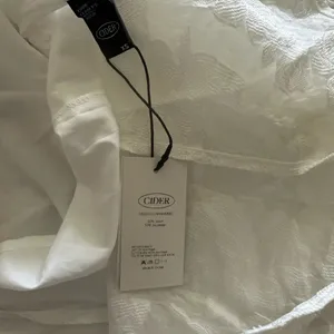 NWT Cider White Puff Sleeve Dress thumbnail 3