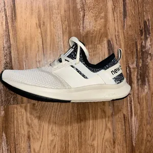 New Balance Black & White Tennis Shoes thumbnail 9