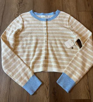 Altard state cardigan thumbnail 1