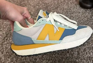 New Balance 237 Sneakers thumbnail 1