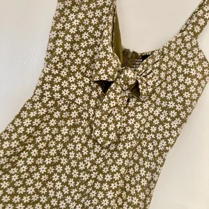 Plumeria Green Floral Cutout Romper thumbnail 8