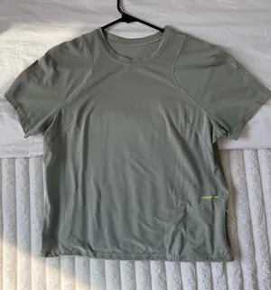 Lululemon Hiking Shirt Lightweight Cinched Hem thumbnail 1