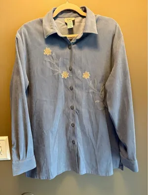 90s Floral Embroidered‎ Button Front Blouse Top Blue Size M thumbnail 1