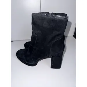 NWOB Vince Camuto‎ Penella Platform Bootie Black Faux Suede Leather Size 9 M thumbnail 3