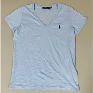 Polo Ralph Lauren Baby Blue Pastel Solid Logo V-Neck Tee T-Shirt Top Size S 🩵 thumbnail 3
