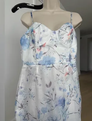 Beautiful Memories White Floral Print Trumpet Midi Dress - Size L thumbnail 12