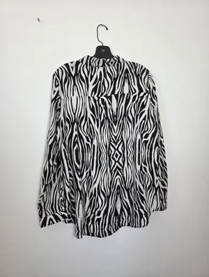 Big Dart Zebra Print Button Up Shirt Blouse Top Viscose Lightweight Comfy Large thumbnail 7