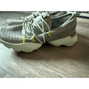 Sorel Women's Gray Dove Sea Salt Kinetic Impact 11 Sneakers Shoes Size‎ 11 thumbnail 4