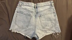 Zara high rise denim shorts thumbnail 3