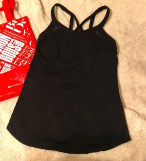 Lululemon tank thumbnail 1